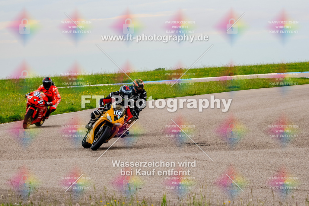 MotoTeam-1899 | Hier findet Ihr Bilder von Touristenfahrten auf der Nürburgring Nordschleife oder von anderen Veranstaltungen die ich besucht habe. Viel Spass beim Durch Schauen 