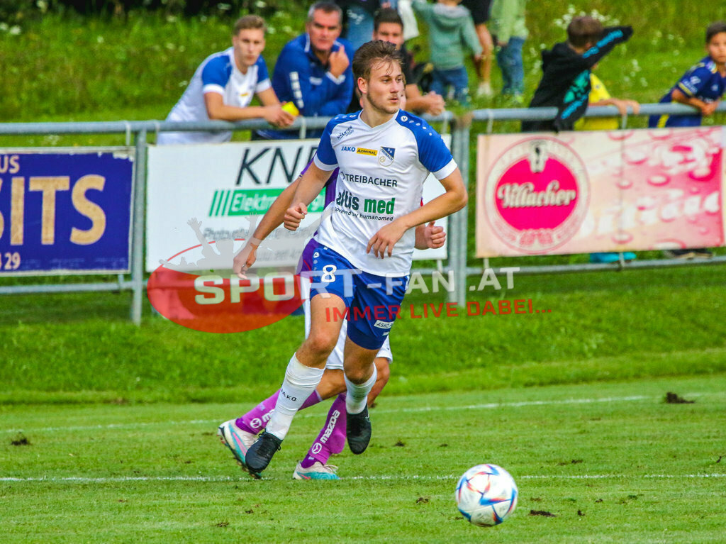 Austria Klagenfurt Amateure - SK Treibach 1-1, Kärntner Liga 2. Runde | Lukas Urnik (SK Treibach #8) Austria Klagenfurt Amateure - SK Treibach 1-1 am 08.08.2023 in Brückl
(Sportplatz), Austria, (Photo by Ernst Krawagner sport-fan.at) - Realisiert mit Pictrs.com