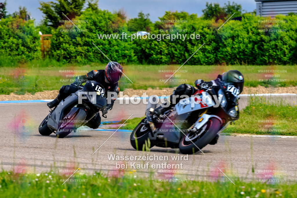MotoTeam-8662 | Hier findet Ihr Bilder von Touristenfahrten auf der Nürburgring Nordschleife oder von anderen Veranstaltungen die ich besucht habe. Viel Spass beim Durch Schauen 