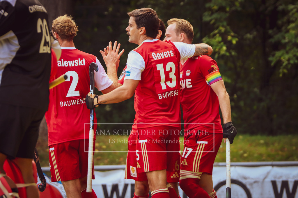 HERREN BUNDESLIGA Rot-Wei_ K_ln - Crefelder HTC 07.09.24 K_ln-008 | lanaschraderfotografie - Realisiert mit Pictrs.com