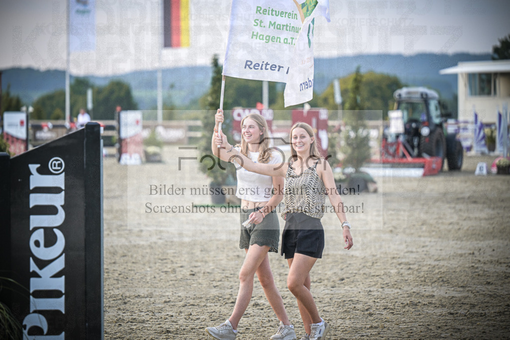 DOS_0153 | Entdecke hochwertige Reitturnierfotos von Foto Oger. Professionell, emotional und authentisch – jetzt Lieblingsmomente im Shop bestellen.Deutschlandweite Turnierfotografie. - Realisiert mit Pictrs.com