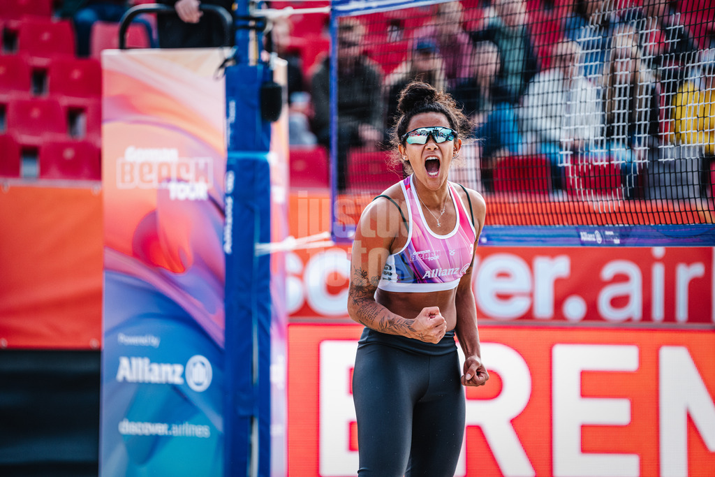 Beachvolleyball | Frauen | German Beach Tour 2024 | Tourstop Bremen | 06.06.2024 | Thainara Mylena Feitosa de Oliveira (BRA) jubelt