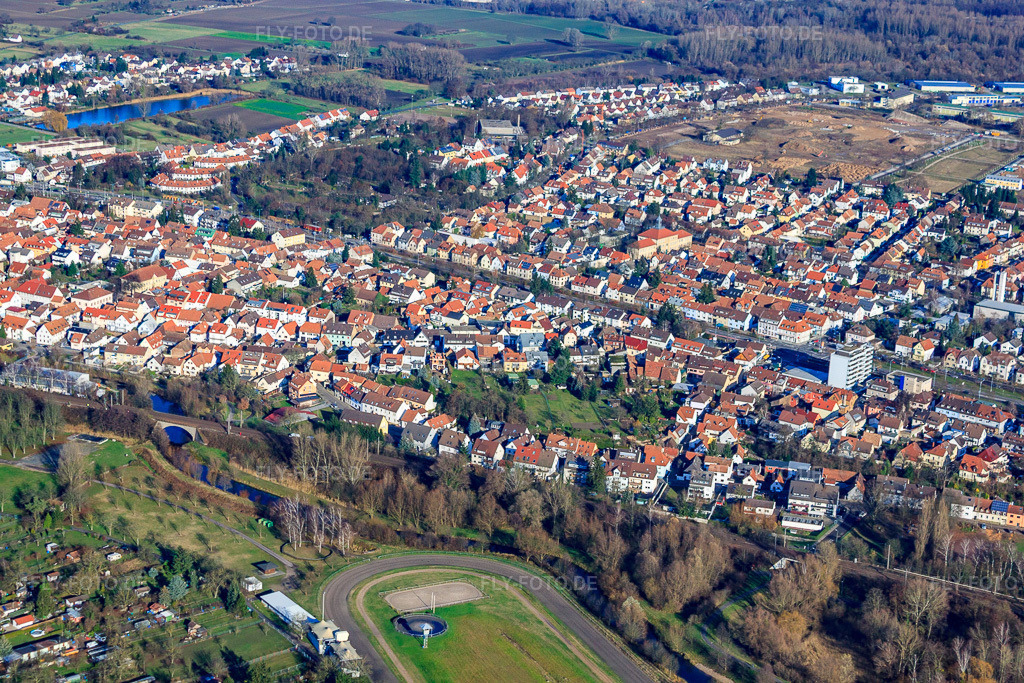 Luftbild: Litzelaustraße und Verlauf der Alb im Ortsteil Knielingen in Karlsruhe im Bundesland Baden-Württemberg in Deutschland. Foto: IMG_23114.jpg vom 02.12.2009 durch Werner Riehm/FLY-FOTO.de