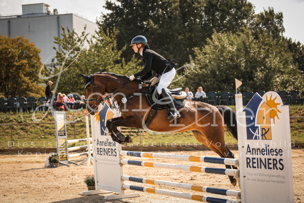 24.FrSpA00190 | Leoni Ertmer Photography - Realisiert mit Pictrs.com