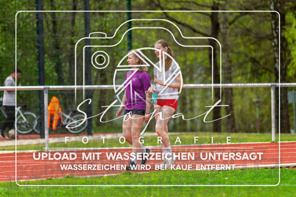 KMHK-1126 | Kreismeisterschaften Leichtathletik-Wurf Heidekreis 2026 im Boehmewaldstadion, Soltau (Simon Paul Stopat) - Realisiert mit Pictrs.com
