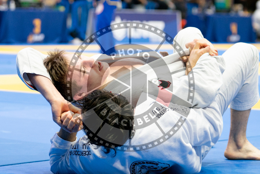 20240124PBB02444 | Fighters compete during the second day of the IBJJF European Championship in Paris, France, on January 24, 2024.