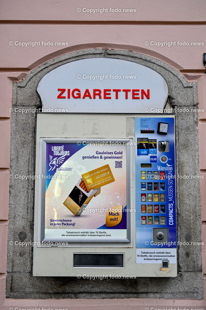 Trafik_ 18.01.2024-16 | 18.01.2024, Linz, AUT, Trafik, im Bild Trafik, Tabak, Tabaktrafik, Schild, Zeichen, Zigaretten, Verkauf, Lotto, Lottoschein, Fahne, Jackpot, Gewinnspiel, Zahlen, Symbol, Automat, Zigarettenautomat, Hinweisschilder, Verkaufsstelle, Geschaeft, Laden, Tabakindustrie, Tabakprodukte, Rauchen, Rauchwaren, Tabakwaren, Tabak, E-Zigarette