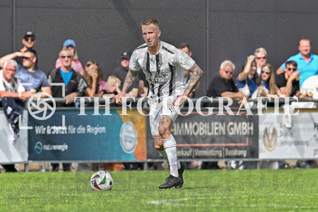GER, FC Zell - FC Wittlingen, Fussball, Rothaus Bezirkpokal, Finale, Saison 2024/2025, 29.05.2025 | GER, FC Zell - FC Wittlingen, Fussball, Rothaus Bezirkpokal, Finale, Saison 2024/2025, 29.05.2025Foto: TH Fotografie/Thomas Hess