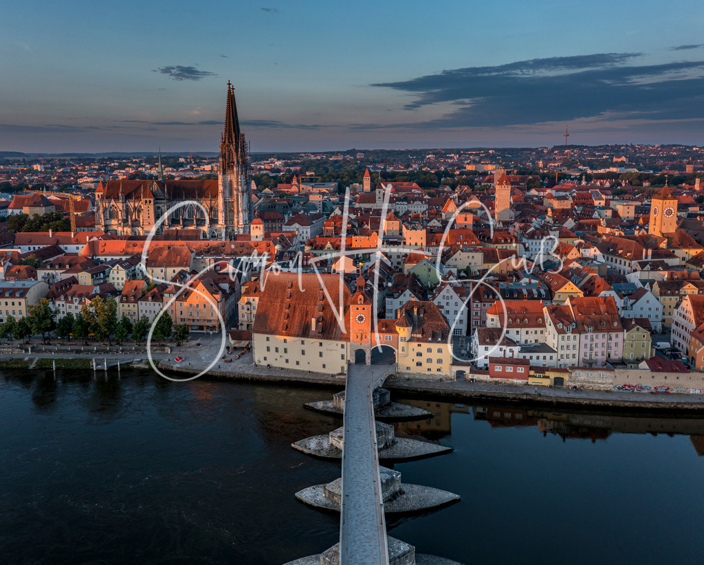 Regensburg an der Donau | simonsuess - Realisiert mit Pictrs.com