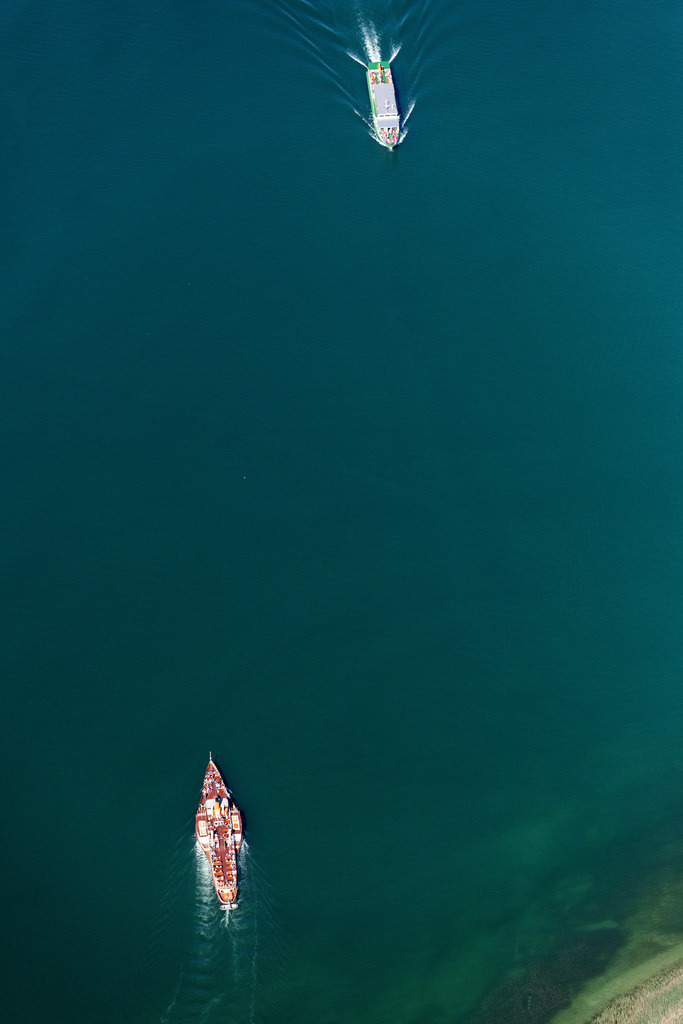 dr__0092724.jpg | CHIEMSEE 14.06.2022 Passagier- und Fahrgast- Schiff Raddampfer "Ludwig Fessler" am Anlegesteeg von Herrenchiemsee auf dem Chiemsee im Bundesland Bayern, Deutschland.