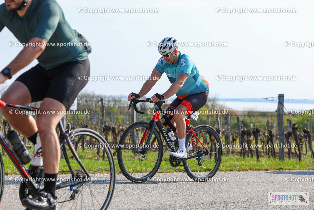 Neusiedlersee Radmarathon 2026 | @sportshot_your_pictrs #yourpictures#roadtowm2029 #nrm #neusiedlerseeradmarathon #neusiedlersee #neusiedlerseetourismus #burgenland #mörbisch #nrm26 #burgenlandtourismus #voglundco #poweredbyburgenlandtourismus #radsport #rad #marathon #ucigranfondo #visitburgenland #ucigranfondoworldseries