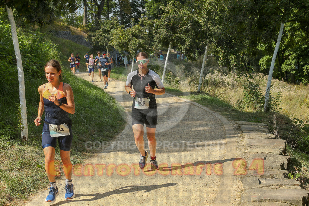 250824_1451_EX1_7798 | Sportfotografie im Rhein-Sieg Kreis, Köln, Bonn, NRW, Rheinland Pfalz, Hessen, etc. Unser Tätigkeitsfeld umfasst den Laufsport vom Volkslauf über den Marathon, Duathlon, Triathon bis zum Ultralauf wie Kölnpfad Ultra oder Schindertrail.