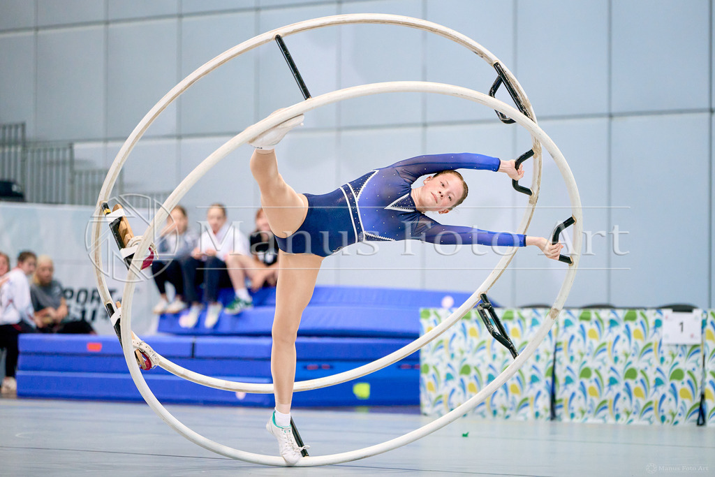 A-DSC02478 | Professionelle Sportfotografie in Hamburg, Schleswig-Holstein und Niedersachsen – spezialisiert auf Rhönrad, Geräteturnen, Leistungsturnen und rhythmische Sportgymnastik. Bundesweite Begleitung von Rhönrad-Events. Jetzt Sport-Fotos - Realisiert mit Pictrs.com