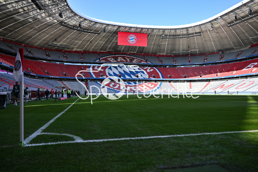 FC Bayern München - Bayer 04 Leverkusen | Die Allianz Arena in München wartet auf das Frauen Bundesligaspiel zwischen dem FC Bayern und Bayer Leverkusen / Symbolbild / Google Pixle Frauen-Bundsliga: FC Bayern München - Bayer 04 Leverkusen; Allianz Arena am 06.09.2025