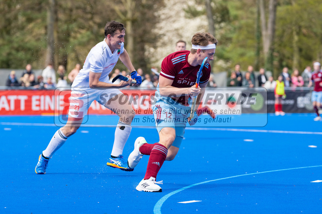 HK_20230415_106844 | 1. Bundesliga Herren Crefelder HTC - UHC Hamburg am 14.4.2023 Crefelder HTC, Krefeld , Boomes Anton ( Crefelder HTC #23 ) , Schmidt-Didlaukies Tom ( UHC Hamburg #12 )
