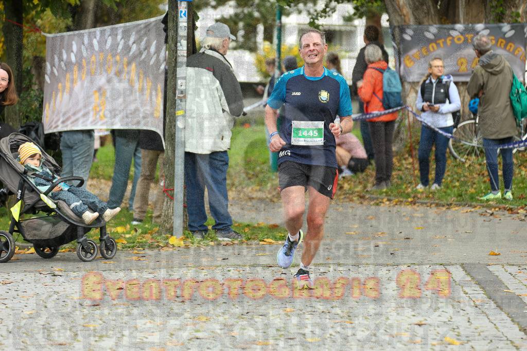 241020_1056_EX1_0385 | Sportfotografie im Rhein-Sieg Kreis, Köln, Bonn, NRW, Rheinland Pfalz, Hessen, etc. Unser Tätigkeitsfeld umfasst den Laufsport vom Volkslauf über den Marathon, Duathlon, Triathon bis zum Ultralauf wie Kölnpfad Ultra oder Schindertrail.