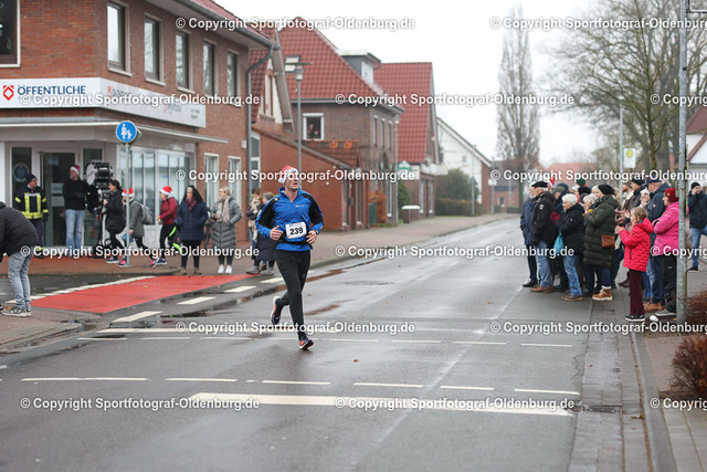 WMLA2499 | Bildershop "Sportfotograf-Oldenburg" mit Fotos von Sportevents in Oldenburg und Umzu. - Realisiert mit Pictrs.com