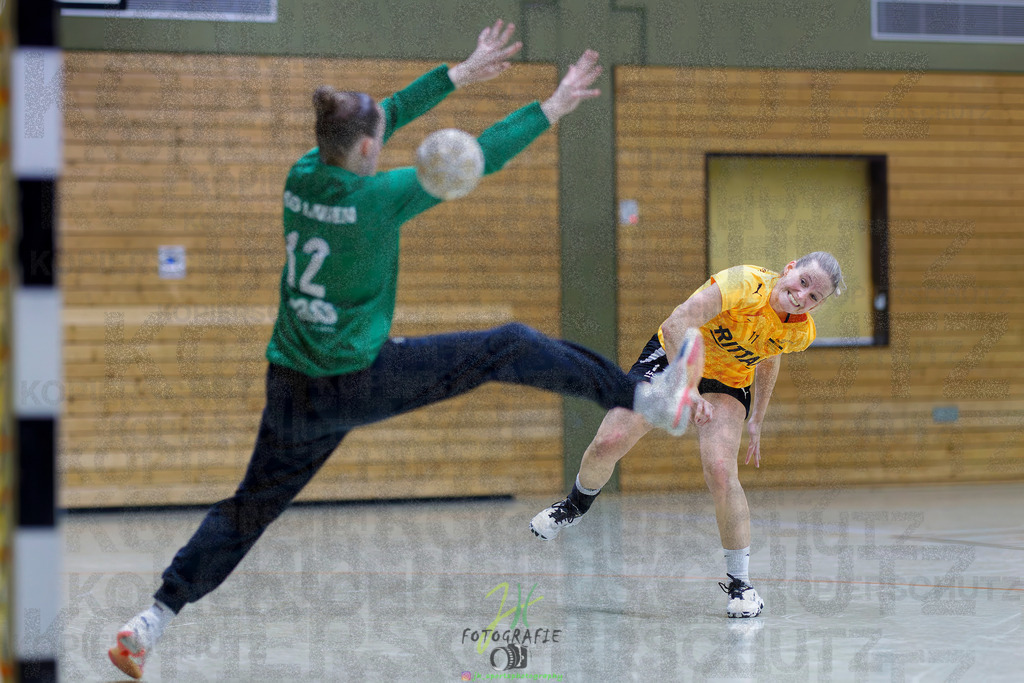 Frauen Oberliga Mitte (HHV); HSG Eibelshausen/Ewersbach - HSG Linden | Frauen Oberliga Mitte (HHV); HSG Eibelshausen/Ewersbach - HSG Linden am 15.11.2025 in Eibelshausen (Holderberghalle)Photo © 2025 - Jörg Heinrich - Realisiert mit Pictrs.com