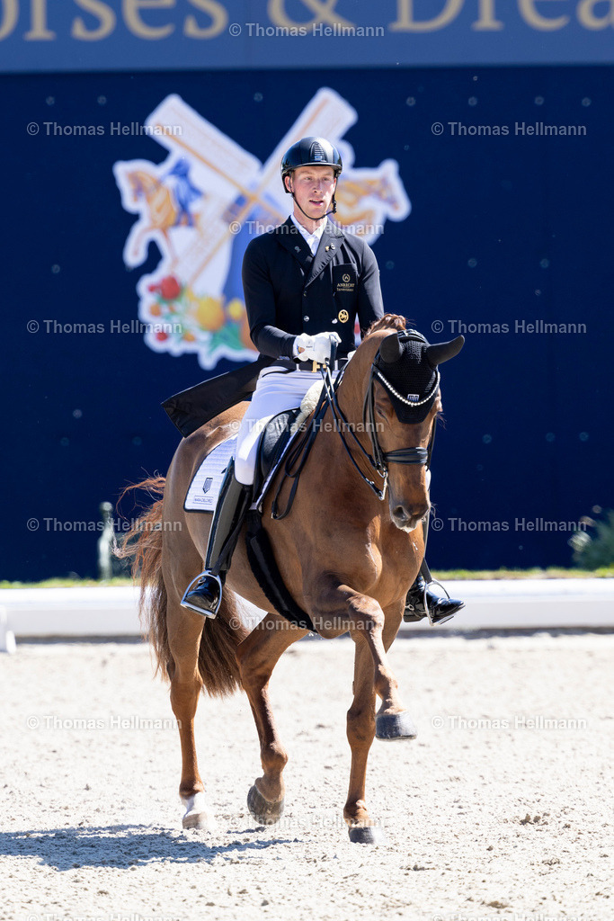 TH_593-Veuve Clicquot FRH_ Ligus Lars_28035 | Horses &amp; Dreams 2025 am 27.04.25 in Hagen a.T.W., Thomas Hellmann, 593Veuve Clicquot FRH, Ligus Lars