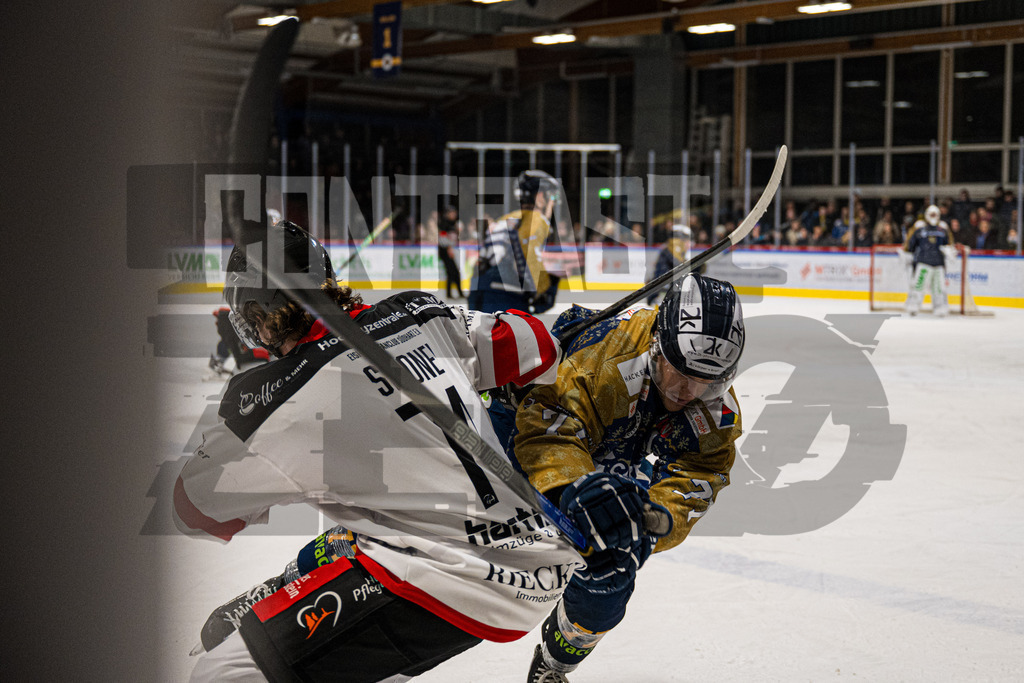 Eishockey I Herren I Saison 2025-2026 I Regionalliga Nord I Adendorfer EC - Harzer Falken | CONTRAST ZERØ MEDIA - Realisiert mit Pictrs.com