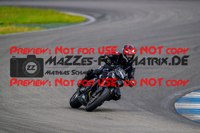 MaZZes_FotoMatrix_240615_6007705_7451 | ROT