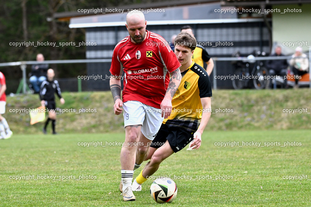 SV Arnoldstein vs. FC Union Sillian-Heinfels | #9 Denis Kerrniqi FC Sillian, #10 Ben Georg Kreuzer SV Arnoldstein, SV Arnoldstein vs. FC Union Sillian-Heinfels, SV Arnoldstein vs. FC Union Sillian-Heinfels am 29.03.2026 in Arnoldstein (Waldparkstadion Arnoldstein), Austria, (Photo by Bernd Stefan)