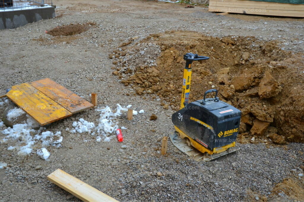 bib-hbablauf-rohbau-abkd-0184 | Nach LV-Leistungsgruppen sortierte Detailfotos über den Bau eines Hauses. Alle Hausbau-Bilder direkt vom Urheber und Autor der Website Haus-Selber-Bauen.com
