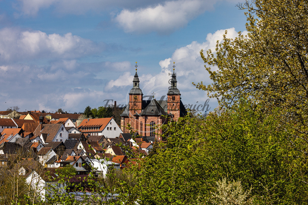 Wallfahrts-​ und Erholungsort Walldürn | Wallfahrts-​ und Erholungsort Walldürn liegt im Dreiländereck Baden-​Württemberg Hessen  Bayern  - Realisiert mit Pictrs.com