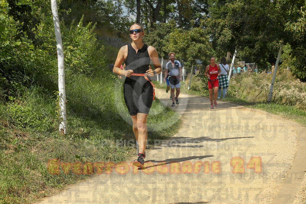 250824_1334_EX1_2833 | Sportfotografie im Rhein-Sieg Kreis, Köln, Bonn, NRW, Rheinland Pfalz, Hessen, etc. Unser Tätigkeitsfeld umfasst den Laufsport vom Volkslauf über den Marathon, Duathlon, Triathon bis zum Ultralauf wie Kölnpfad Ultra oder Schindertrail.