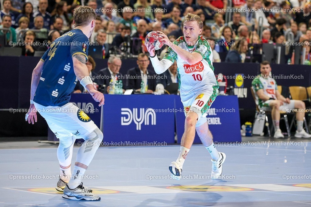 xSSCx18042602018 | 18.04.2026, xsscx, Handball, DHB-Pokal Lidl Final4, Halbfinale, Bergischer HC - SC Magdeburg, Saison 2025 / 2026 Herren, Lanxess Arena, Köln: Gisli Kristjansson (SC Magdeburg #10) Photo: xSandraxScherningxPressefotoKochx