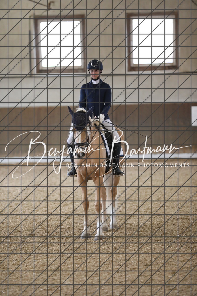 AZ2A1068 | Benjamin Bartmann Photomoments