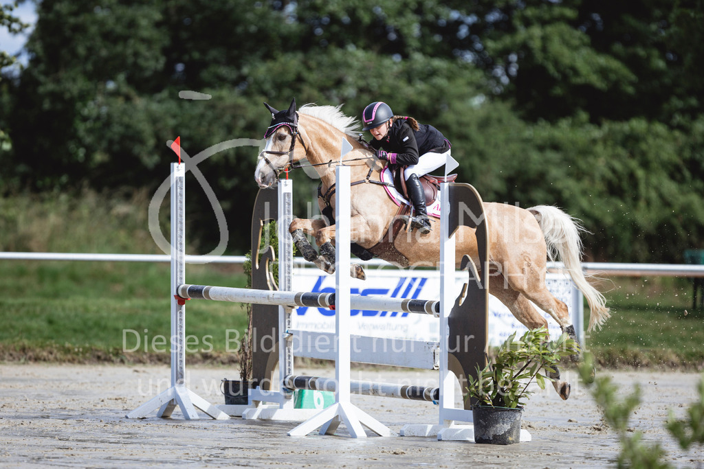 240615_CoesfeldLette_Stil-A-204 | Deine schönsten Turniermomente als professionelle Fotos! Entdecke hochwertige Pferdesport-Fotografie im Online-Shop. Jetzt Fotos finden & bestellen!