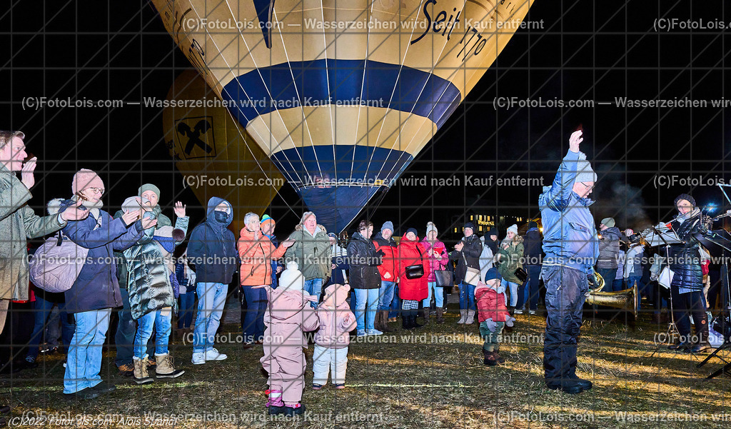ALP0474_Nacht der Ballone_Lackenhof | (C)FotoLois.com, Alois Spandl, 'Nacht der Ballone' des Ballonclub ÖTSCHERLAND in Lackenhof/Weitental, gemeinsame Veranstaltung mit Tourismusverband ÖTSCHER, Mi 28. Dezember 2022.