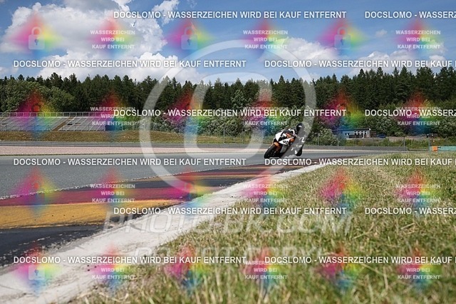 2016-07-01-PBK-4005 | Sportfotografie; SlowMotion; Video; Rennstrecke; Hafeneger; RSE; Speer; Trackday; Motorsportarena; Hockenheimring; Brno; Most; Barcelona; Valencia, Benny; Kaetzmer;
