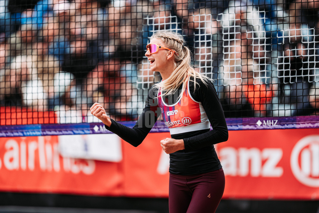Beachvolleyball | Frauen | Allianz German Beach Tour 2026 | Tourstop Düsseldorf | 17.05.2026 | Nele Barber jubelt
