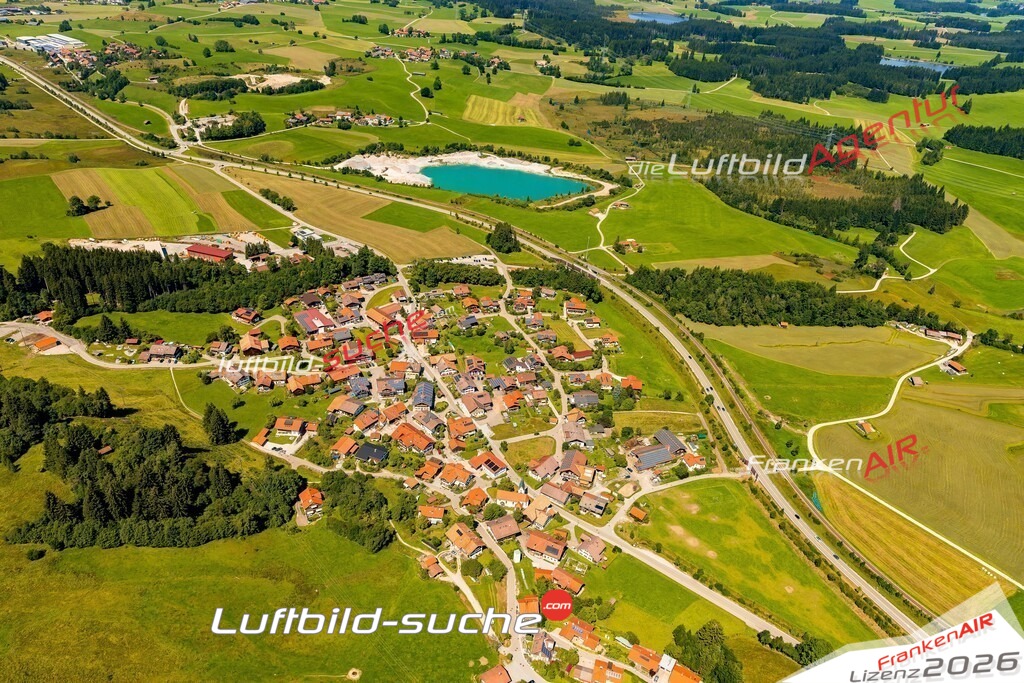 Klassische Luftaufnahme ohne Drohne zeigt:Kappel bei Pfronten - Die Luftbildaufnahme wurde 2025 vom UL-Flugzeug heraus erstellt ( keine Drohne ) - Hochauflösende Luftaufnahme -Nicht vergleichbar mit Google Maps oder Satelittenbilder- Die Geschenkidee !Mit Lizenz und Bildrechte bestellbar