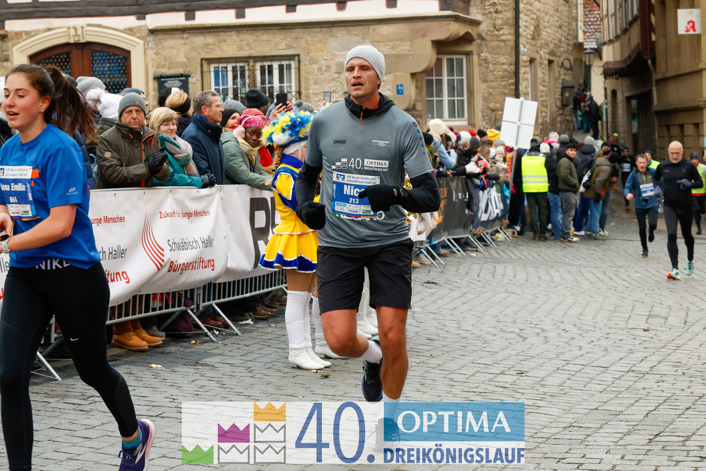 VR Bank Hauptlauf 10km | 40. Optima 3koenigslauf 2026 - Realisiert mit Pictrs.com