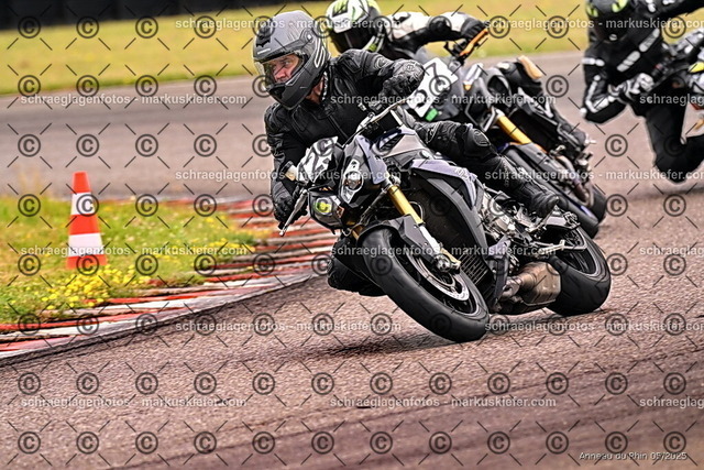 25bt02-0114 | markuskiefer.com - Realisiert mit Pictrs.com