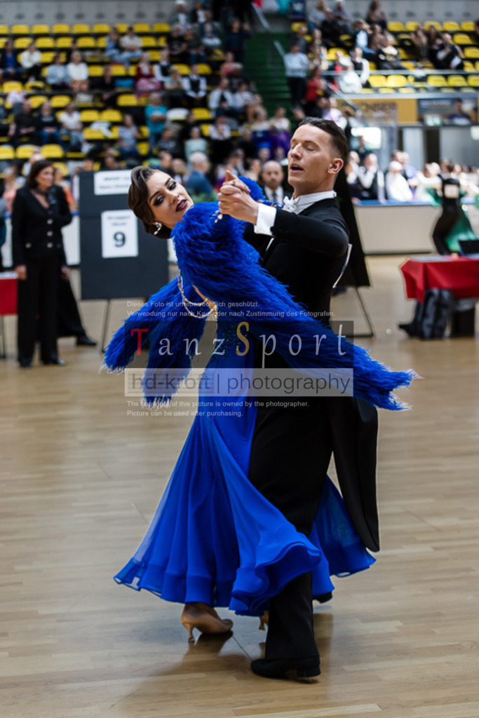 20250517_HessenTanzt_WDSF_IntOpen_Std_0759 | Tanzsportbilder, Standardtanz, Lateintanz, WDSF, DTV, LTVB, dancecomp, goc, hessen tanzt, blaues band der spree, walzer, tango, wiener walzer, slowfox, quickstepp, samba, rumba, cha-cha-cha, paso doble. jive, hd-kroft photography, turniertanzsport