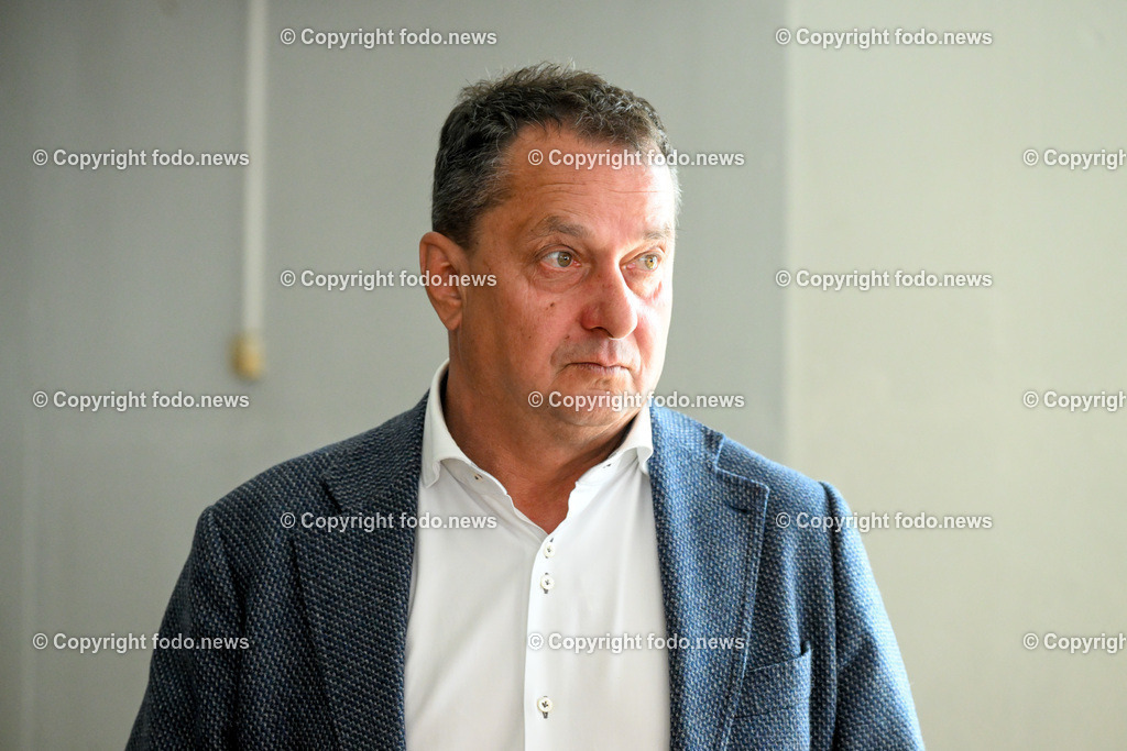 Pressekonferenz LR Markus Achleitner (VP)_ Neues Aktionsprogramm zur Orts- und Stadtkernbelebung in Ooe_ 08.05.2023-28 | 08.05.2023, Perg, AUT, Pressekonferenz LR Markus Achleitner (VP), Neues Aktionsprogramm zur Orts- und Stadtkernbelebung in Ooe, im Bild Labg. Anton Foschauer (VP, Bgm. Perg)