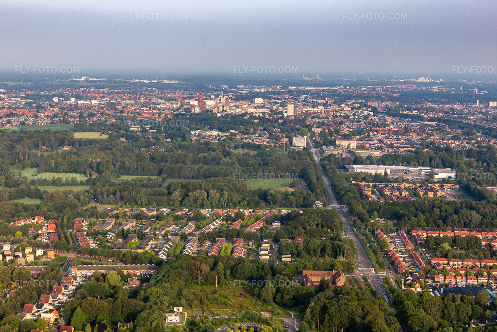 Aerial view: Gronaustraat in Enschede in the state Overijssel, Netherlands.Photo: IMG_008185.jpg taken on 07/18/2020 by Werner Riehm/FLY-FOTO.comResolution of the original: 5472 x 3648 px