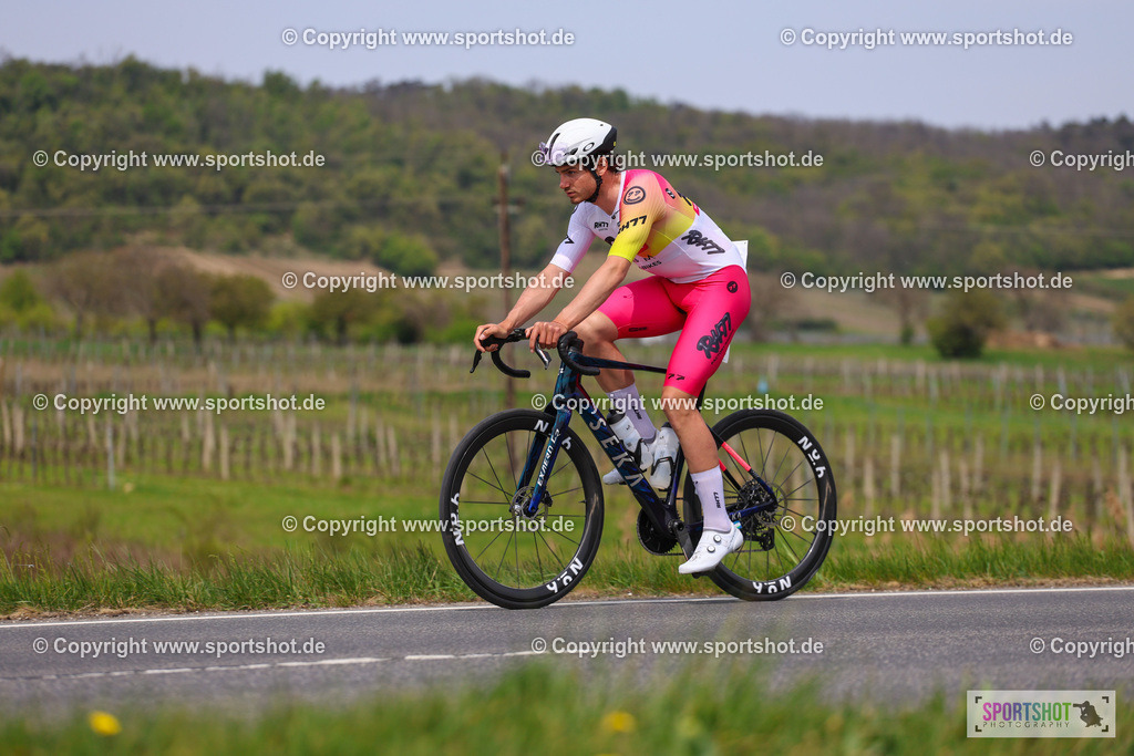 Neusiedlersee Radmarathon 2026 | @sportshot_your_pictrs #yourpictures#roadtowm2029 #nrm #neusiedlerseeradmarathon #neusiedlersee #neusiedlerseetourismus #burgenland #mörbisch #nrm26 #burgenlandtourismus #voglundco #poweredbyburgenlandtourismus #radsport #rad #marathon #ucigranfondo #visitburgenland #ucigranfondoworldseries