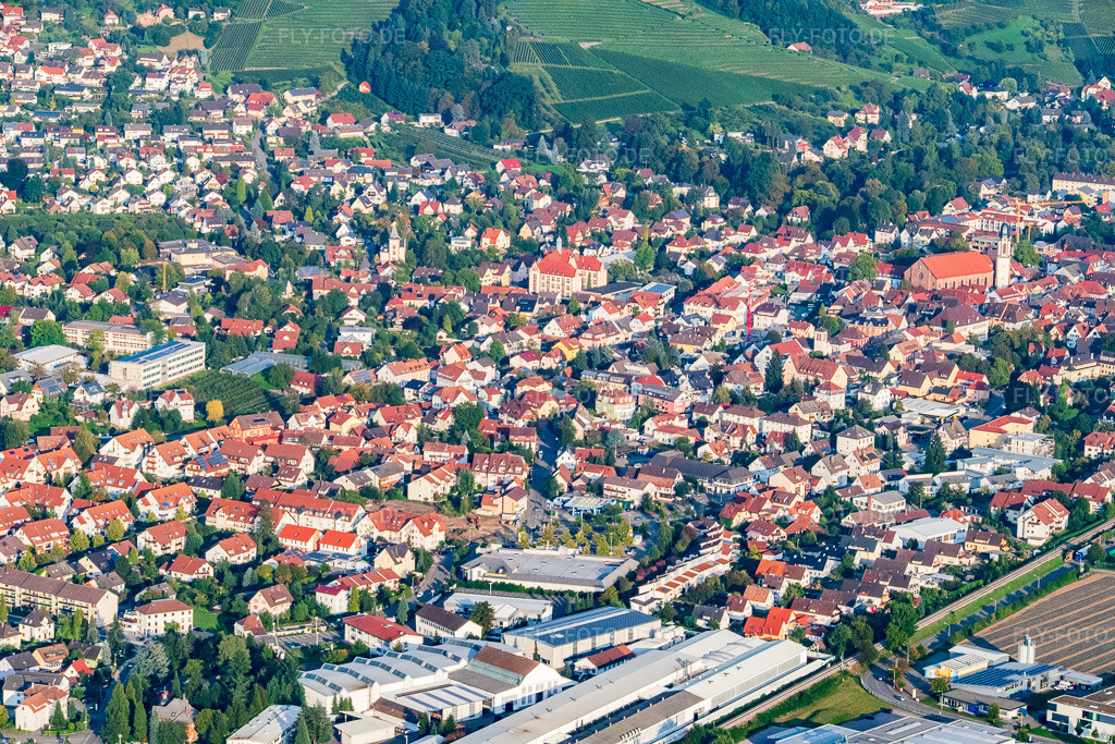 Luftbild: Ortsansicht von Westen im Ortsteil Gaisbach in Oberkirch im Bundesland Baden-Württemberg in Deutschland. Foto: P1010149.jpg vom 15.09.2014 durch Werner Riehm/FLY-FOTO.deAuflösung des Originals: 5472 x 3648 px