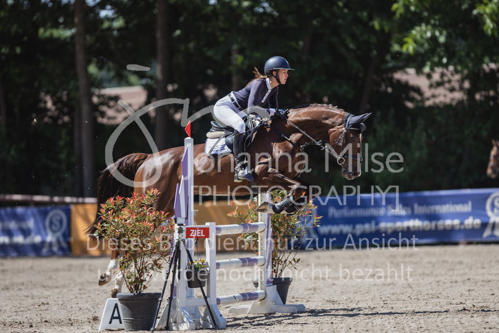 230610_Mühlen_A-Spr2-728 | Deine schönsten Turniermomente als professionelle Fotos! Entdecke hochwertige Pferdesport-Fotografie im Online-Shop. Jetzt Fotos finden & bestellen!