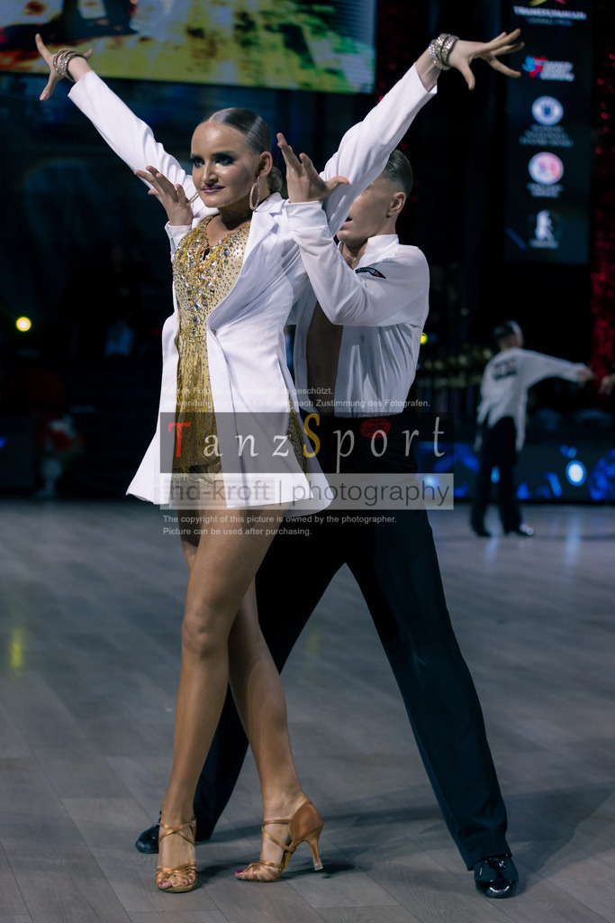 IMG_8572 | Tanzsportbilder, Standardtanz, Lateintanz, WDSF, DTV, LTVB, dancecomp, goc, hessen tanzt, blaues band der spree, walzer, tango, wiener walzer, slowfox, quickstepp, samba, rumba, cha-cha-cha, paso doble. jive, hd-kroft photography, turniertanzsport