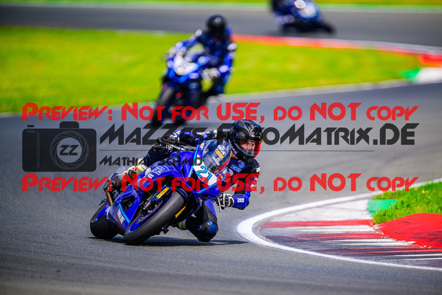 MaZZes_FotoMatrix_240531_6007705_9535 | R7