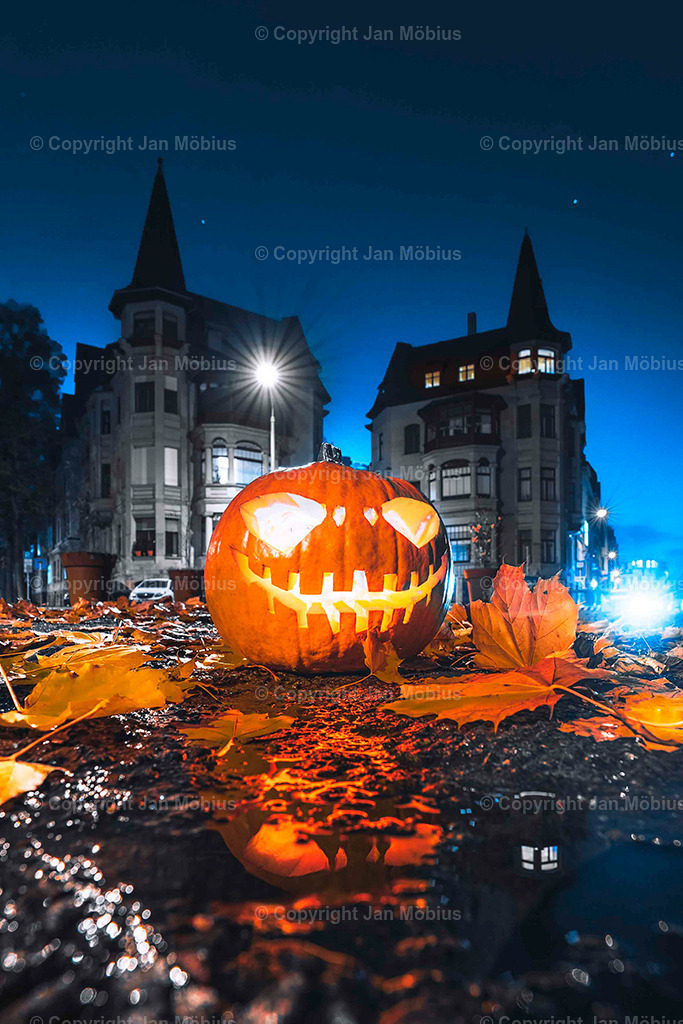 Halloween | Halloween in Leipzig bietet Gruselspaß für Groß &amp; Klein – mit Partys, Kürbissen, Kostümen, Gruseltouren und schaurig-schönen Events in der ganzen Stadt. - Realisiert mit Pictrs.com