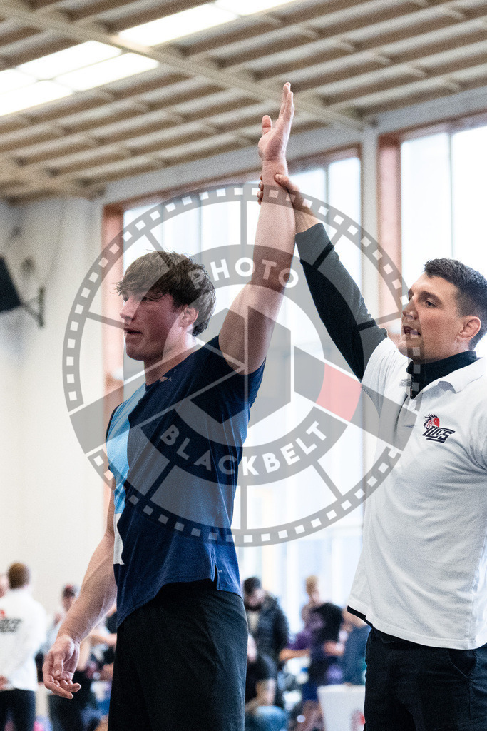 20251129PBB5456 | Fighters compete during the luta livre competition ILLCS XI winter edition on November 29, 2025 in Hannover, Germany.