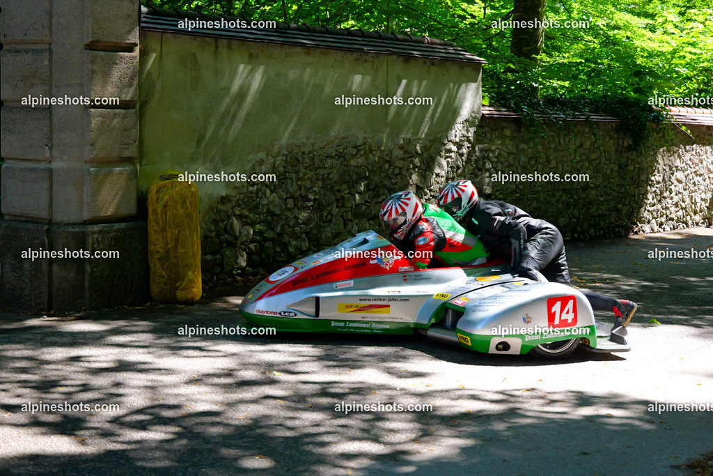 P1036583 | Erleben Sie atemberaubende, hochqualitative Fotos Ihrer Fahrt entlang der malerischen Alpenstraßen. Besuchen Sie alpineshots.com, um professionelle Aufnahmen Ihrer unvergesslichen Reise zu finden und zu kaufen - Realisiert mit Pictrs.com