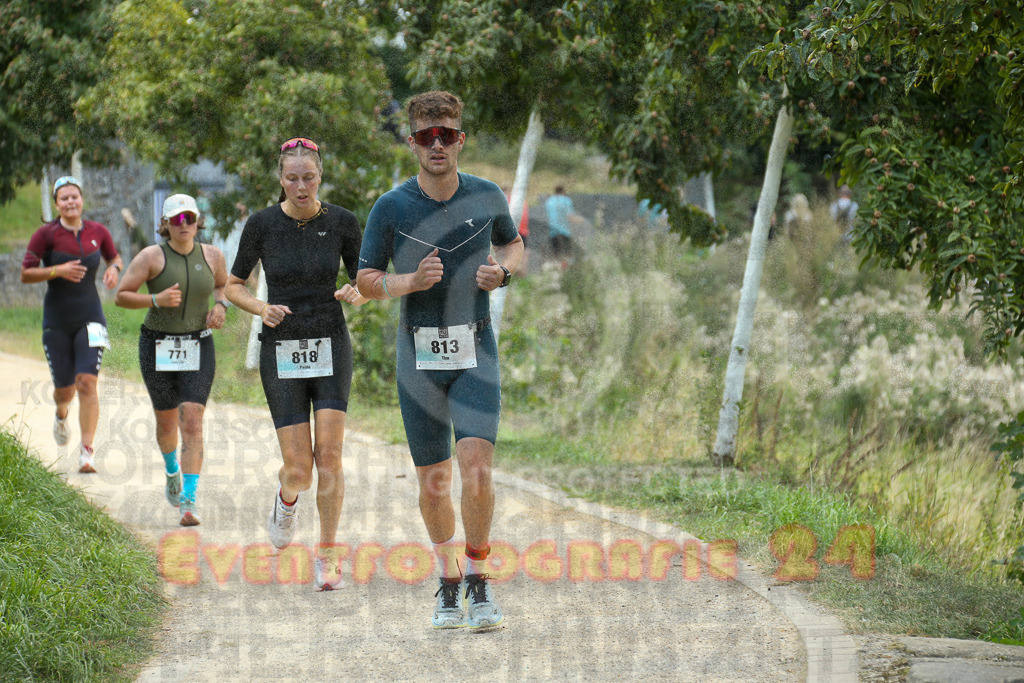 250824_1502_EX1_8366 | Sportfotografie im Rhein-Sieg Kreis, Köln, Bonn, NRW, Rheinland Pfalz, Hessen, etc. Unser Tätigkeitsfeld umfasst den Laufsport vom Volkslauf über den Marathon, Duathlon, Triathon bis zum Ultralauf wie Kölnpfad Ultra oder Schindertrail.